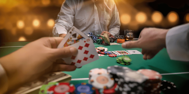 Trong poker có những hành động nào?